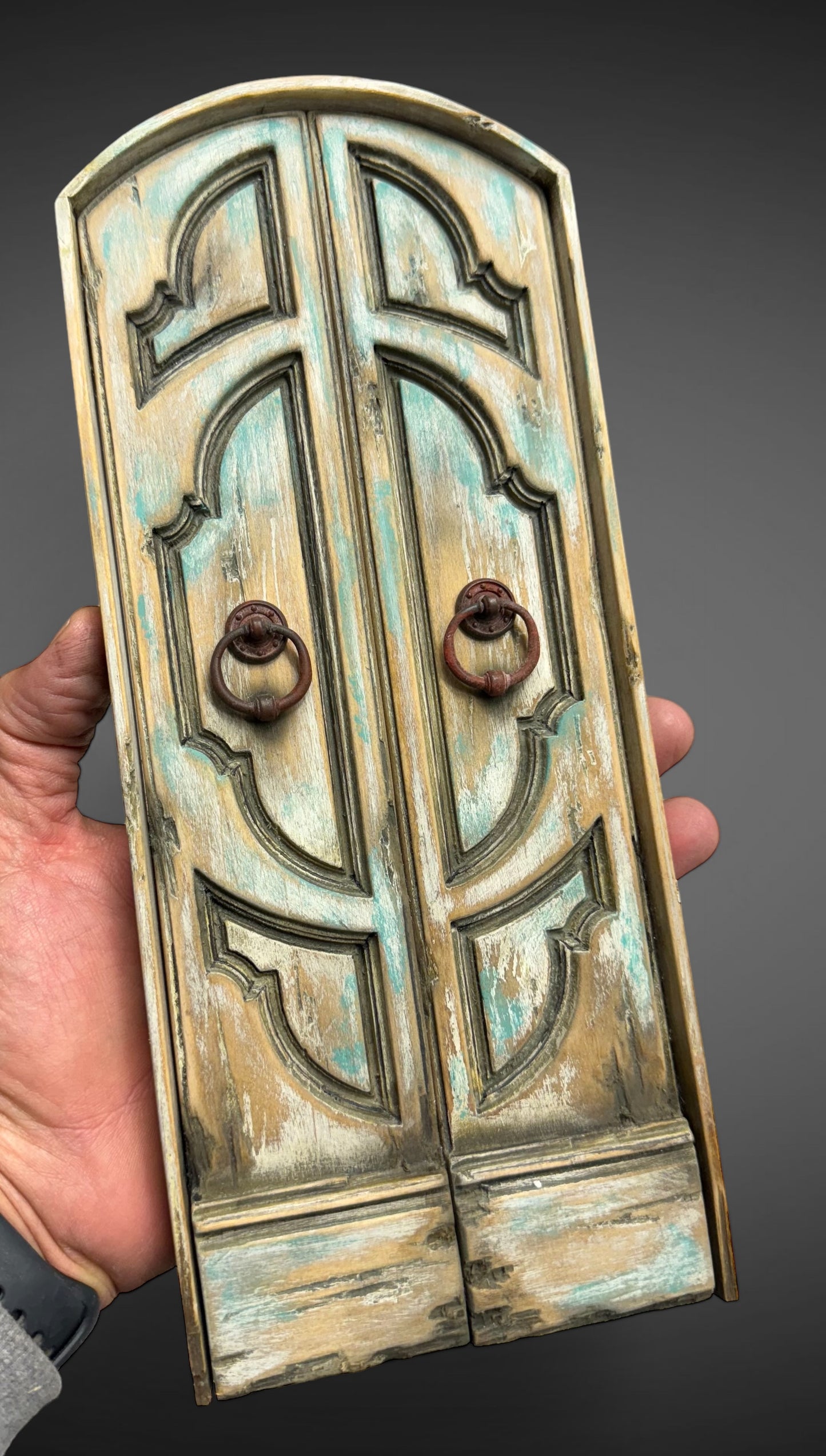 Portone presepe Napoletano in legno.