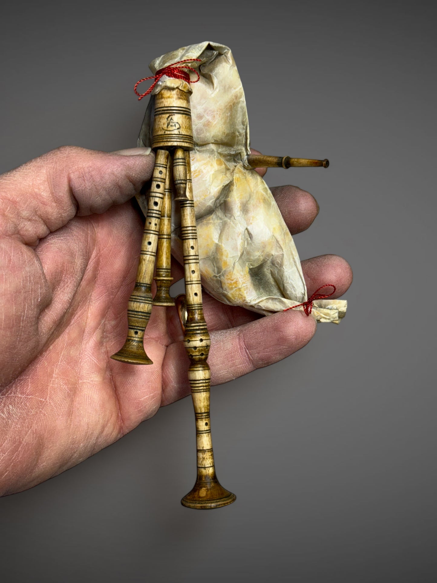 Zampogna in Legno d' Ulivo per Presepe Napoletano