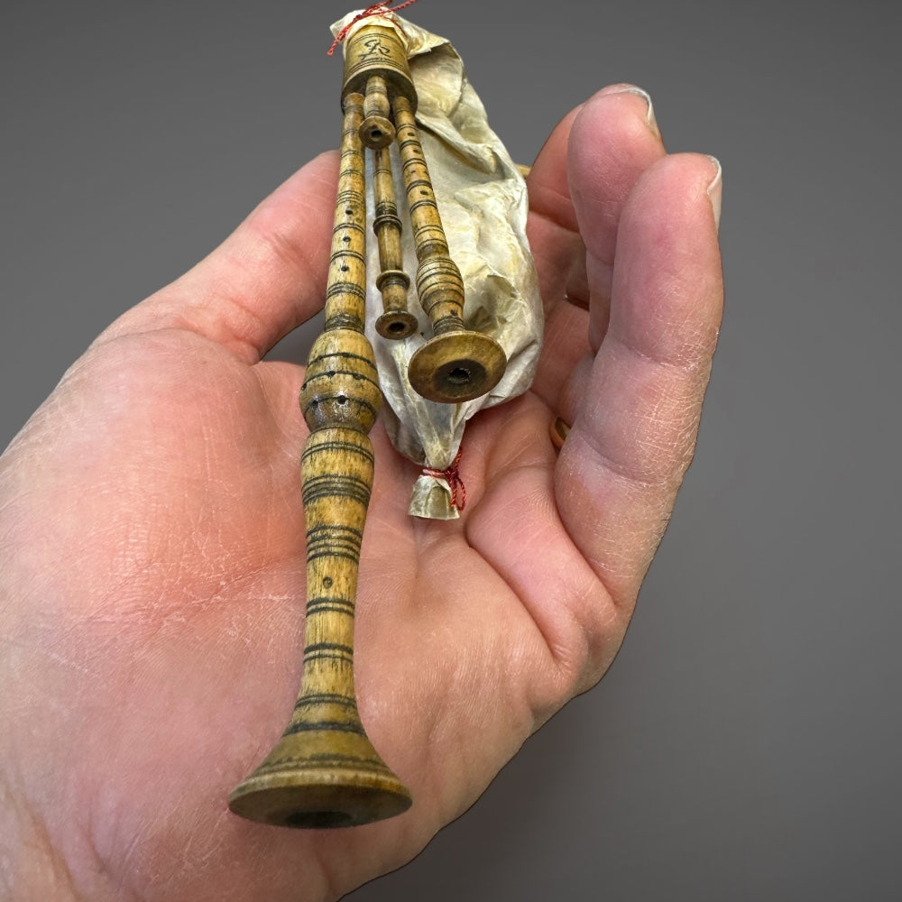 Zampogna in Legno d' Ulivo per Presepe Napoletano