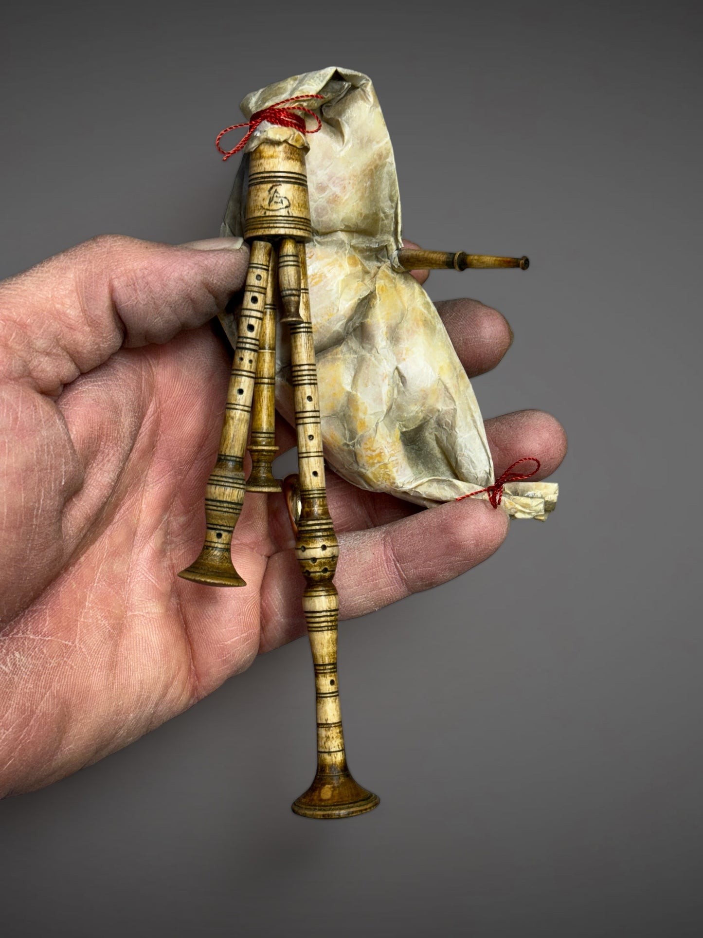 Zampogna in Legno d' Ulivo per Presepe Napoletano