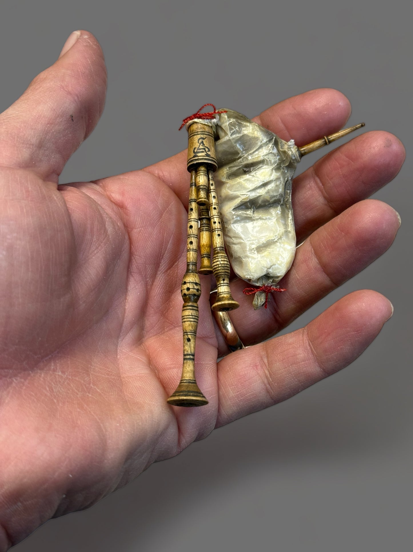 Zampogna in Legno d' Ulivo per Presepe Napoletano