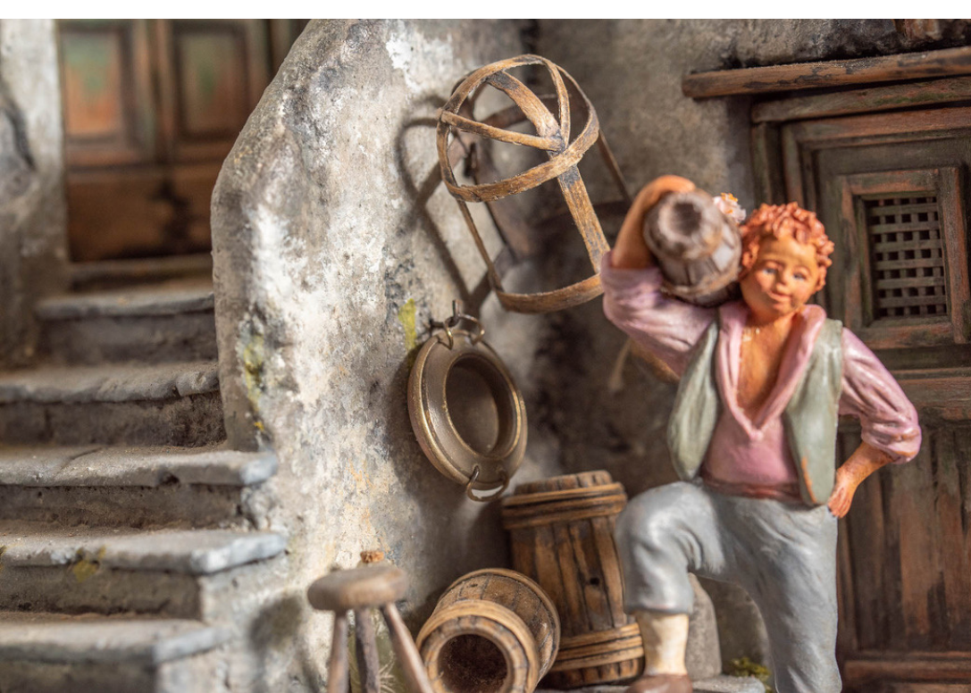 Presepe fatto a mano, un Antico Borgo.