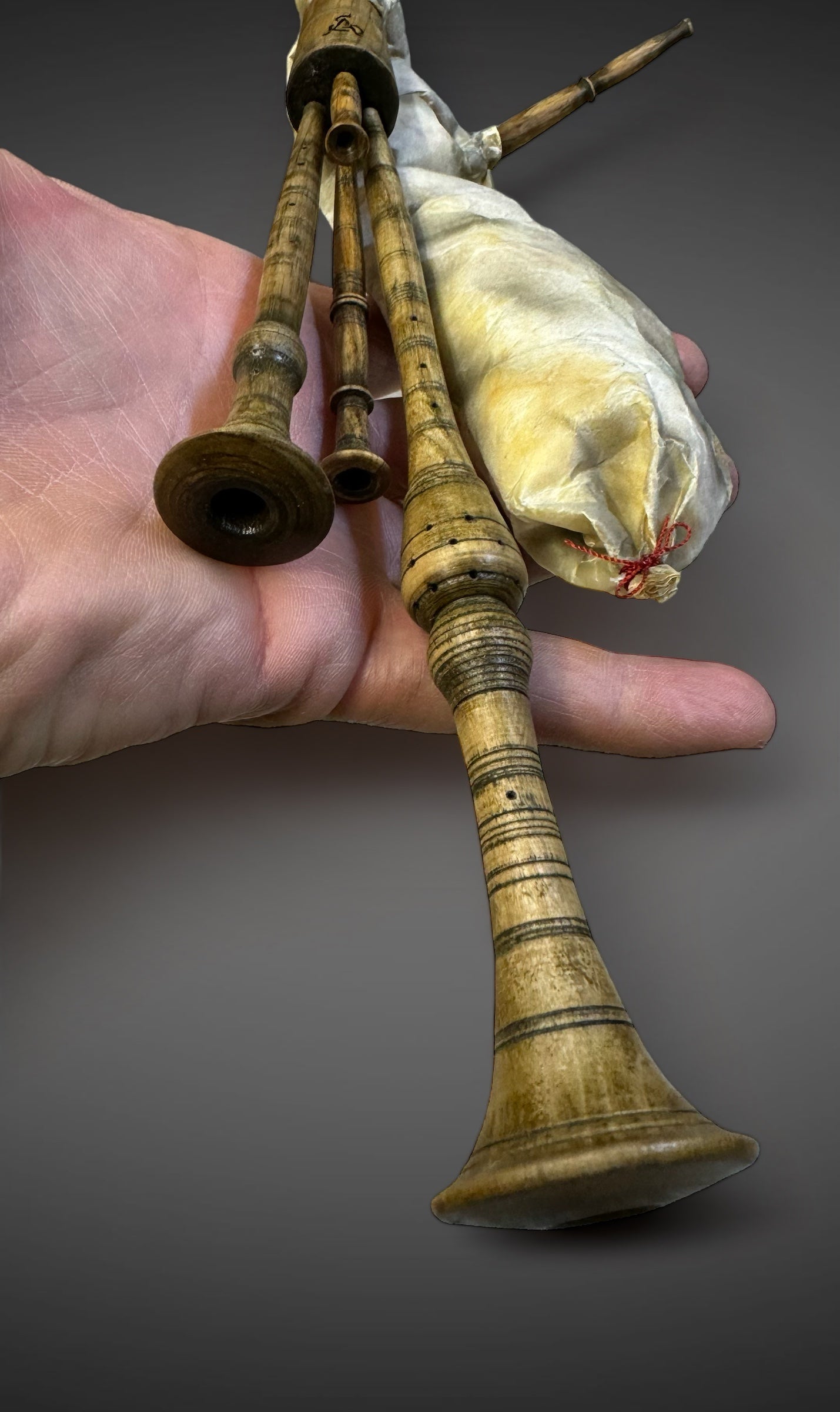 Zampogna in Legno d' Ulivo per Presepe Napoletano